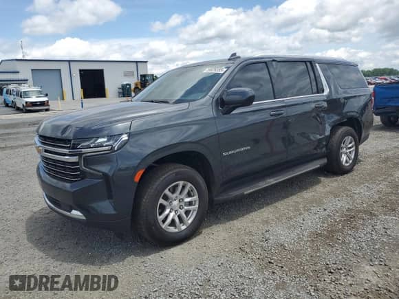 2022 Chevrolet Suburban LT z VIN 1GNSCCKD8NR317231, wystawiony jako Copart lot #59026355 z przebiegiem 73 037 mil mil oraz Szkoda całkowita • Salvage title. Historia ofert i sprzedaży dostępna na DreamBid. Obrazek 1.