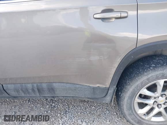 2018 Chevrolet Traverse LT Cloth with VIN 1GNERGKW9JJ141772, listed as a IAAI auction lot 43050885 with 130,611 mi miles and . Bid and sale history available at DreamBid. Image 19.