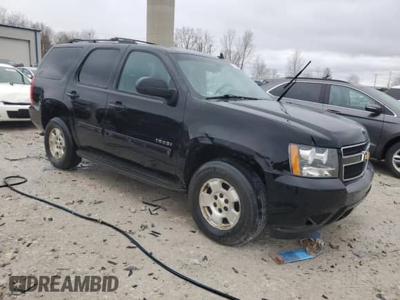 2012 Chevrolet Tahoe LS z VIN 1GNSKAE00CR285842, wystawiony jako Copart lot #52763625 z przebiegiem 175 836 mil mil oraz Czysty tytuł • Clean title. Historia ofert i sprzedaży dostępna na DreamBid. Obrazek 4.