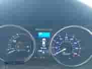 2015 Hyundai Sonata z VIN KMHEC4A43FA135221, wystawiony jako IAAI lot #42962040 z przebiegiem 106 034 mil mil oraz . Historia ofert i sprzedaży dostępna na DreamBid. Obrazek 7.