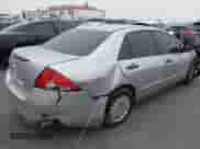 2006 Honda Accord VP с VIN 1HGCM56156A013734, выставлен на аукционе IAAI как лот 42973923 с пробегом 86 396 миль миль и . История ставок и продаж доступна на DreamBid. Изображение 4.