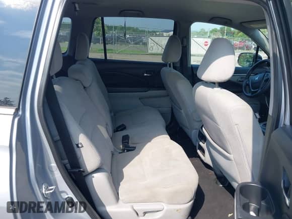 2017 Honda Pilot EX с VIN 5FNYF6H31HB072115, выставлен на аукционе IAAI как лот 42865617 с пробегом 139 897 миль миль и . История ставок и продаж доступна на DreamBid. Изображение 8.