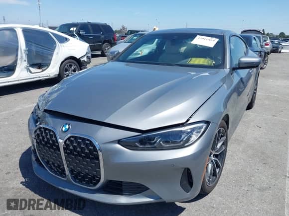 2023 BMW 4 Series 430i xDrive z VIN WBA73AP02PCM47839, wystawiony jako IAAI lot #42011819 z przebiegiem 8 545 mil mil oraz . Historia ofert i sprzedaży dostępna na DreamBid. Obrazek 2.