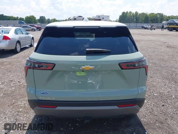 2025 Chevrolet Equinox FWD LT with VIN 3GNAXHEG9SL257420, listed as a IAAI auction lot 43109345 with 10,526 mi miles and . Bid and sale history available at DreamBid. Image 17.