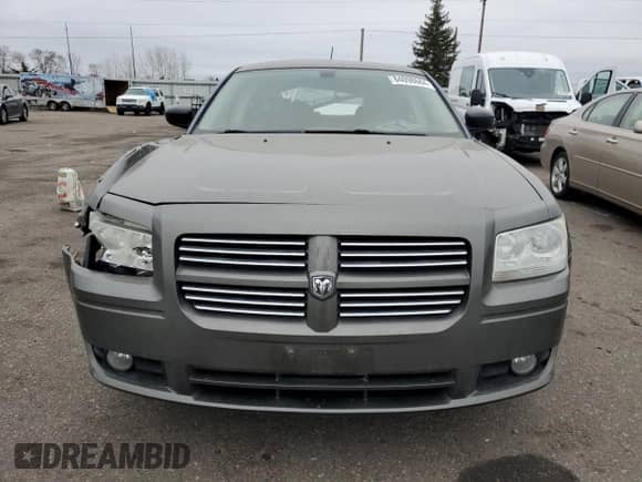 2008 Dodge Magnum SXT с VIN 2D4FV37V68H239092, выставлен на аукционе Copart как лот 84098684 с пробегом 58 916 миль миль и Списание • Salvage title. История ставок и продаж доступна на DreamBid. Изображение 5.