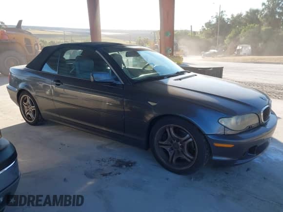 2005 BMW 3 Series 330Ci with VIN WBABW53435PL48521, listed as a IAAI auction lot 43540621 with 228,462 mi miles and . Bid and sale history available at DreamBid. Image 1.