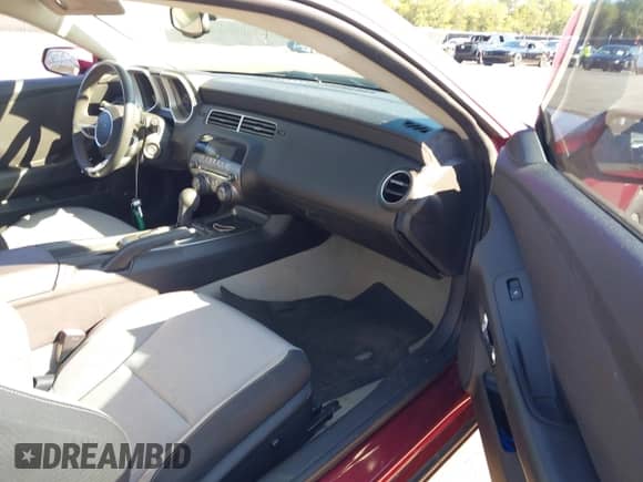 2011 Chevrolet Camaro 1LT с VIN 2G1FB1ED9B9104705, выставлен на аукционе IAAI как лот 43473701 с пробегом 139 797 миль миль и . История ставок и продаж доступна на DreamBid. Изображение 5.