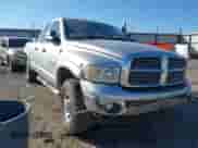 2005 Dodge 2500 SLT z VIN 3D7KS28C45G852180, wystawiony jako IAAI lot #41219255 z przebiegiem 185 217 mil mil oraz . Historia ofert i sprzedaży dostępna na DreamBid. Obrazek 1.