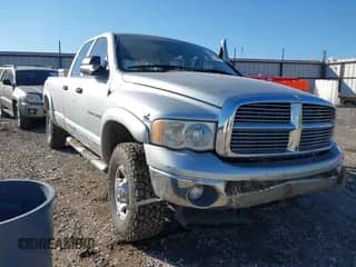 2005 Dodge 2500 SLT z VIN 3D7KS28C45G852180, wystawiony jako IAAI lot #41219255 z przebiegiem 185 217 mil mil oraz . Historia ofert i sprzedaży dostępna na DreamBid. Obrazek 1.