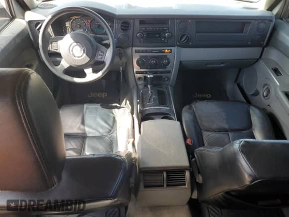 2006 Jeep Commander with VIN 1J8HH48N96C226301, listed as a Copart auction lot 52431995 with 225,569 mi miles and Clean title. Bid and sale history available at DreamBid. Image 8.