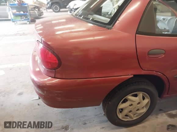 2001 Chevrolet Metro Lsi с VIN 2C1MR522516702971, выставлен на аукционе IAAI как лот 41829876 с пробегом 195 931 миль миль и . История ставок и продаж доступна на DreamBid. Изображение 15.