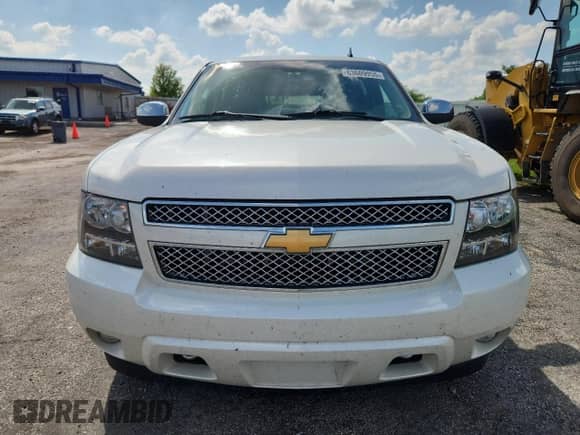 2012 Chevrolet Suburban LTZ с VIN 1GNSKKE71CR321234, выставлен на аукционе Copart как лот 63609955 с пробегом 210 680 миль миль и На запчасти • Non repairable. История ставок и продаж доступна на DreamBid. Изображение 5.