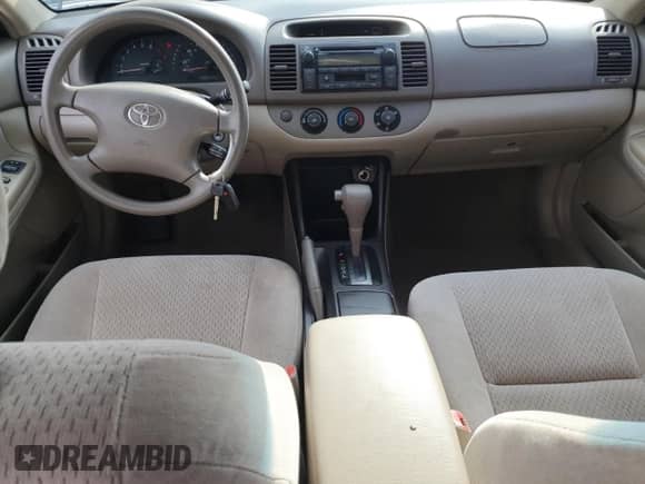 2004 Toyota Camry LE with VIN 4T1BE32K84U791690, listed as a Copart auction lot 70896055 with 170,324 mi miles and Salvage title. Bid and sale history available at DreamBid. Image 8.