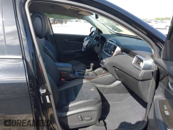 2016 Kia Sorento EX with VIN 5XYPH4A10GG052190, listed as a IAAI auction lot 42714451 with 59,526 mi miles and . Bid and sale history available at DreamBid. Image 5.