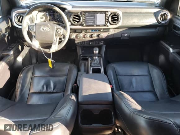 2021 Toyota Tacoma Limited with VIN 3TMGZ5AN1MM383316, listed as a Copart auction lot 46845405 with 45,989 mi miles and Salvage title. Bid and sale history available at DreamBid. Image 8.