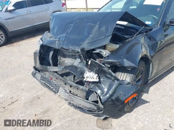 2020 Chrysler 300 Touring L с VIN 2C3CCAAG3LH212532, выставлен на аукционе IAAI как лот 42876129 с пробегом 55 918 миль миль и . История ставок и продаж доступна на DreamBid. Изображение 6.