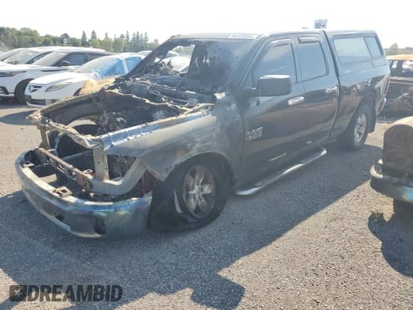 2013 Ram 1500 Express z VIN 1C6RR7FT0DS691703, wystawiony jako Copart lot #80223355 z przebiegiem Nie podano mil oraz Nie do naprawy • Non repairable. Historia ofert i sprzedaży dostępna na DreamBid. Obrazek 1.