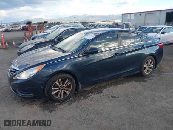 2012 Hyundai Sonata GLS z VIN 5NPEB4AC2CH495003, wystawiony jako IAAI lot #43485904 z przebiegiem 54 875 mil mil oraz . Historia ofert i sprzedaży dostępna na DreamBid. Obrazek 2.