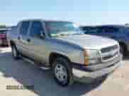 2003 Chevrolet Avalanche with VIN 3GNEC13T63G228844, listed as a IAAI auction lot 43172458 with 112,682 mi miles and . Bid and sale history available at DreamBid. Image 1.