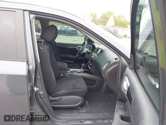 2014 Nissan Pathfinder Platinum with VIN 5N1AR2MN7EC663692, listed as a IAAI auction lot 43281180 with 194,574 mi miles and . Bid and sale history available at DreamBid. Image 5.