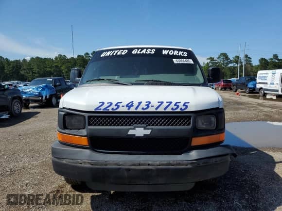 2005 Chevrolet Express Cargo with VIN 1GCGG29UX51113550, listed as a Copart auction lot 63866485 with 165,986 mi miles and Salvage title. Bid and sale history available at DreamBid. Image 5.