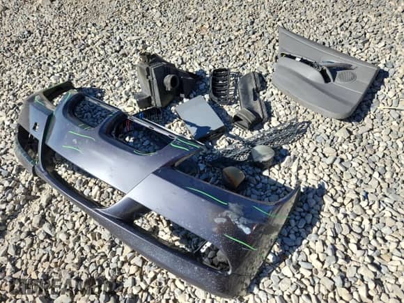 2006 BMW 3 Series 330i с VIN WBAVB335X6KR77746, выставлен на аукционе Copart как лот 80144935 с пробегом 123 424 миль миль и Списание • Salvage title. История ставок и продаж доступна на DreamBid. Изображение 12.