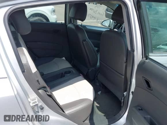 2013 Chevrolet Spark LT с VIN KL8CF6S90DC511036, выставлен на аукционе IAAI как лот 42823599 с пробегом 73 321 миль миль и . История ставок и продаж доступна на DreamBid. Изображение 8.