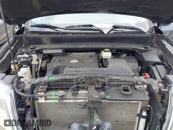 2014 Nissan Pathfinder S with VIN 5N1AR2MM1EC649794, listed as a IAAI auction lot 42611322 with 118,257 mi miles and . Bid and sale history available at DreamBid. Image 10.