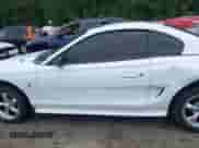 1994 Ford Mustang z VIN 1FALP4049RF208106, wystawiony jako IAAI lot #42259902 z przebiegiem 216 229 mil mil oraz . Historia ofert i sprzedaży dostępna na DreamBid. Obrazek 14.