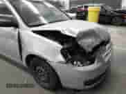 2008 Hyundai Accent GS z VIN KMHCM36C38U074162, wystawiony jako IAAI lot #43197904 z przebiegiem Nie podano mil oraz . Historia ofert i sprzedaży dostępna na DreamBid. Obrazek 6.