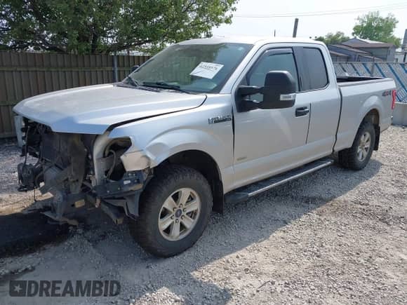 2017 Ford F-150 XL z VIN 1FTEX1EP7HFC17910, wystawiony jako IAAI lot #42518576 z przebiegiem 158 721 mil mil oraz . Historia ofert i sprzedaży dostępna na DreamBid. Obrazek 17.