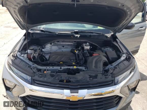 2025 Chevrolet TrailBlazer LS с VIN KL79MMSP2SB042669, выставлен на аукционе Copart как лот 63402445 с пробегом 17 510 миль миль и Списание • Salvage title. История ставок и продаж доступна на DreamBid. Изображение 12.