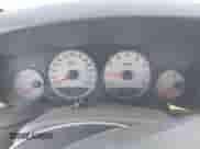 2000 Dodge Neon Highline z VIN 1B3ES46C4YD556519, wystawiony jako IAAI lot #42348856 z przebiegiem 183 923 mil mil oraz . Historia ofert i sprzedaży dostępna na DreamBid. Obrazek 7.