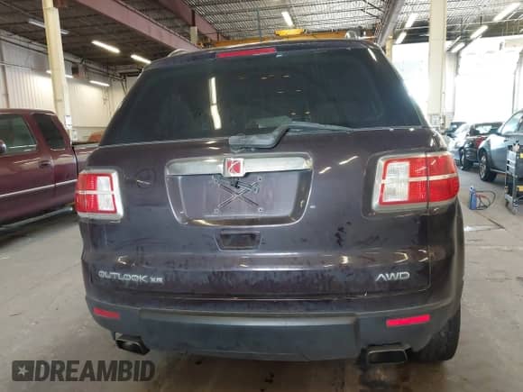 2008 Saturn Outlook XR с VIN 5GZEV237X8J114927, выставлен на аукционе IAAI как лот 42486670 с пробегом 206 671 миль миль и . История ставок и продаж доступна на DreamBid. Изображение 16.