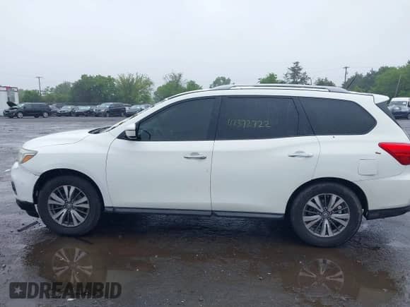 2017 Nissan Pathfinder SV with VIN 5N1DR2MN3HC625541, listed as a IAAI auction lot 42372722 with 225,329 mi miles and . Bid and sale history available at DreamBid. Image 14.