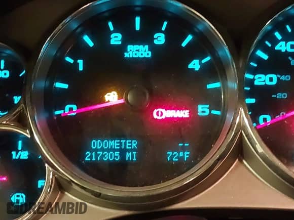 2009 Chevrolet Silverado 2500HD LT с VIN 1GCHK53699F182527, выставлен на аукционе IAAI как лот 43125416 с пробегом 217 305 миль миль и . История ставок и продаж доступна на DreamBid. Изображение 16.