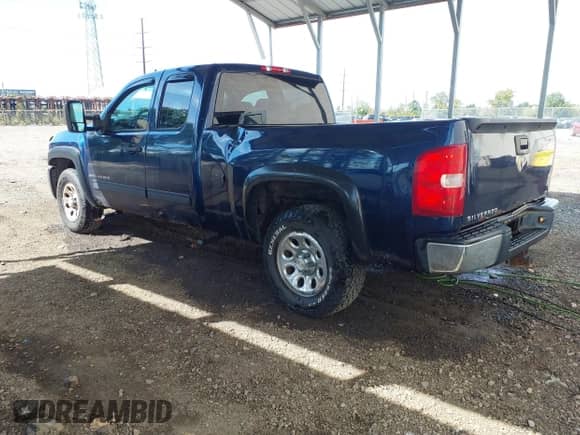 2009 Chevrolet Silverado 1500 Work Truck z VIN 1GCEK19C29Z264252, wystawiony jako IAAI lot #43372634 z przebiegiem 189 578 mil mil oraz . Historia ofert i sprzedaży dostępna na DreamBid. Obrazek 3.