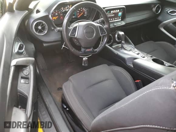 2018 Chevrolet Camaro 1SS с VIN 1G1FF1R72J0177142, выставлен на аукционе Copart как лот 65775735 с пробегом 76 844 миль миль и Списание • Salvage title. История ставок и продаж доступна на DreamBid. Изображение 8.