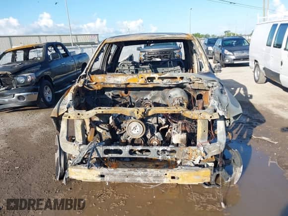 2013 Ram 1500 Express with VIN 1C6RR7KT1DS554999, listed as a IAAI auction lot 42173055 with 207,327 mi miles and . Bid and sale history available at DreamBid. Image 11.