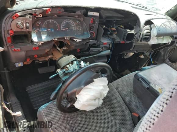 2000 Dodge 1500 with VIN 1B7HC13Y0YJ166381, listed as a Copart auction lot 67524955 with Not provided miles and Salvage title. Bid and sale history available at DreamBid. Image 8.