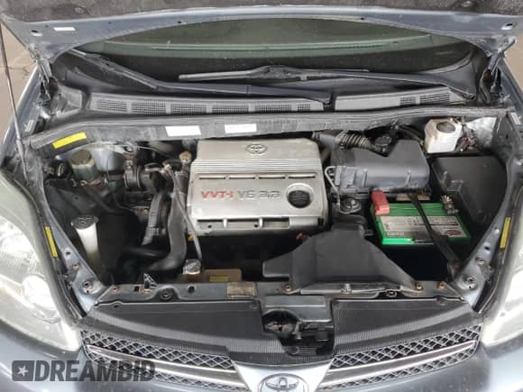 2004 Toyota Sienna XLE z VIN 5TDZA22CX4S194448, wystawiony jako Copart lot #56755535 z przebiegiem 102 504 mil mil oraz Czysty tytuł • Clean title. Historia ofert i sprzedaży dostępna na DreamBid. Obrazek 12.