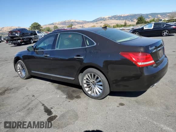 2015 Hyundai Equus Ultimate с VIN KMHGH4JHXFU092167, выставлен на аукционе Copart как лот 70854144 с пробегом 68 760 миль миль и Списание • Salvage title. История ставок и продаж доступна на DreamBid. Изображение 2.
