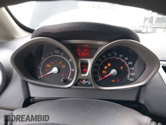 2011 Ford Fiesta SE with VIN 3FADP4EJ5BM159706, listed as a IAAI auction lot 43435650 with 161,895 mi miles and . Bid and sale history available at DreamBid. Image 7.