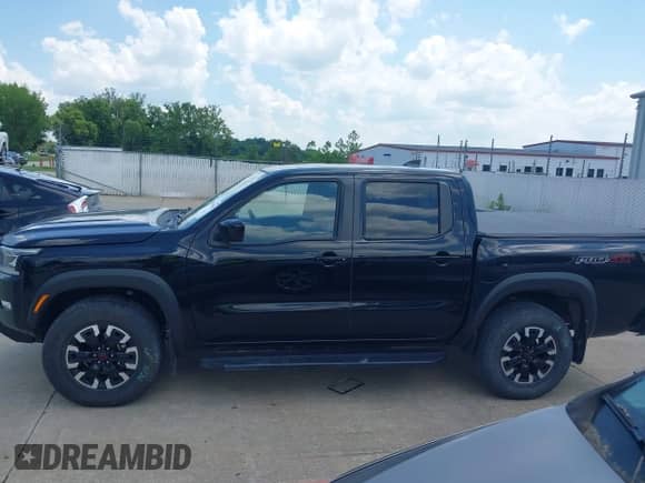 2022 Nissan Frontier SV with VIN 1N6ED1EK8NN645013, listed as a IAAI auction lot 42649198 with 34,332 mi miles and . Bid and sale history available at DreamBid. Image 14.