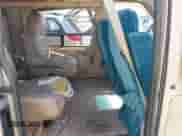 1995 Ford Econoline Cargo z VIN 1FDEE14N2SHB10390, wystawiony jako IAAI lot #42785151 z przebiegiem 177 852 mil mil oraz . Historia ofert i sprzedaży dostępna na DreamBid. Obrazek 8.