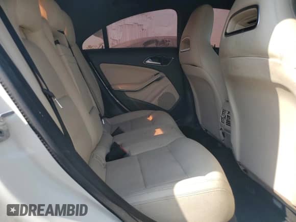 2017 Mercedes-Benz CLA 250 с VIN WDDSJ4EB1HN479914, выставлен на аукционе Copart как лот 80112055 с пробегом 122 100 миль миль и Чистый • Clean title. История ставок и продаж доступна на DreamBid. Изображение 10.