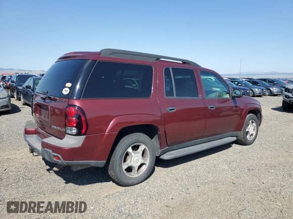 2004 Chevrolet TrailBlazer EXT LS z VIN 1GNET16S246202246, wystawiony jako Copart lot #69301175 z przebiegiem 177 693 mil mil oraz Czysty tytuł • Clean title. Historia ofert i sprzedaży dostępna na DreamBid. Obrazek 3.