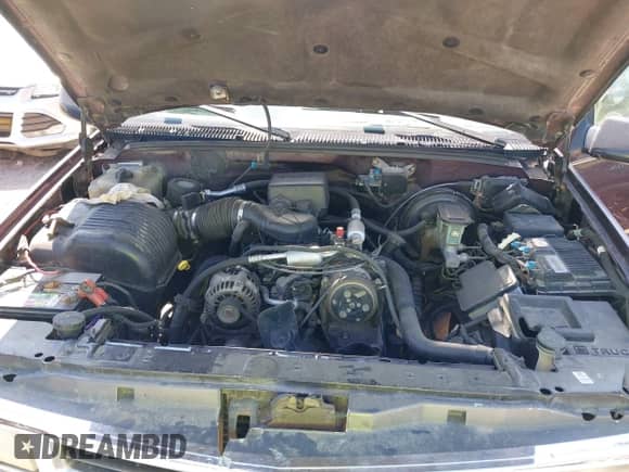 1996 Chevrolet Tahoe с VIN 1GNEK13R5TJ372035, выставлен на аукционе IAAI как лот 42718771 с пробегом 198 972 миль миль и . История ставок и продаж доступна на DreamBid. Изображение 10.
