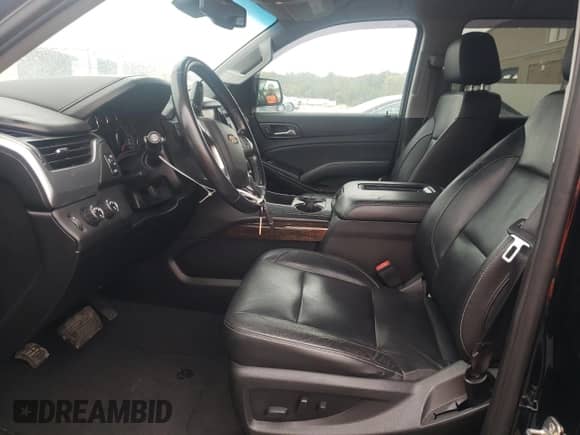 2019 Chevrolet Suburban LT с VIN 1GNSKHKC2KR142140, выставлен на аукционе Copart как лот 81406415 с пробегом 75 496 миль миль и Чистый • Clean title. История ставок и продаж доступна на DreamBid. Изображение 7.