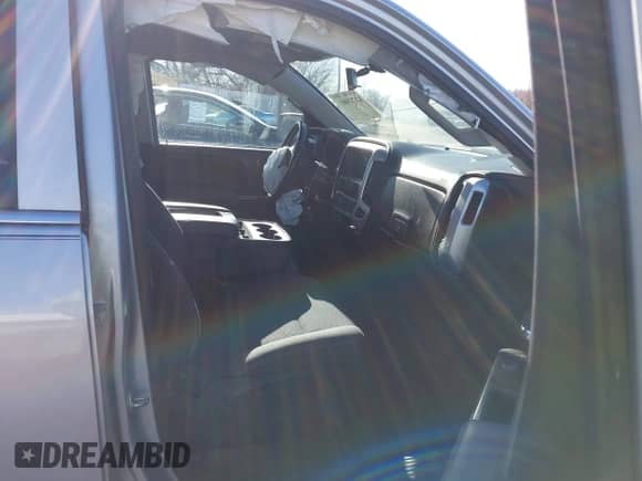 2017 GMC Sierra 1500 SLE with VIN 1GTV2MEC5HZ404851, listed as a IAAI auction lot 41733001 with 119,184 mi miles and . Bid and sale history available at DreamBid. Image 5.